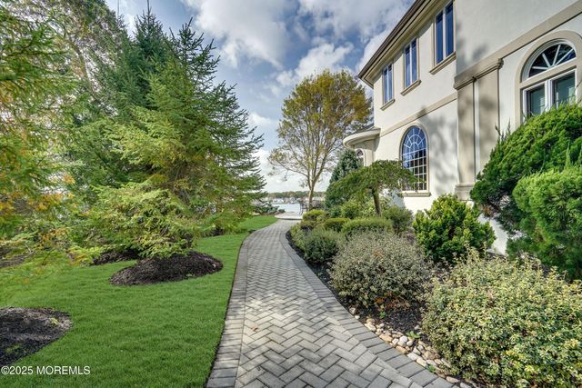 1015 Forrest Road, Brielle, NJ 08730