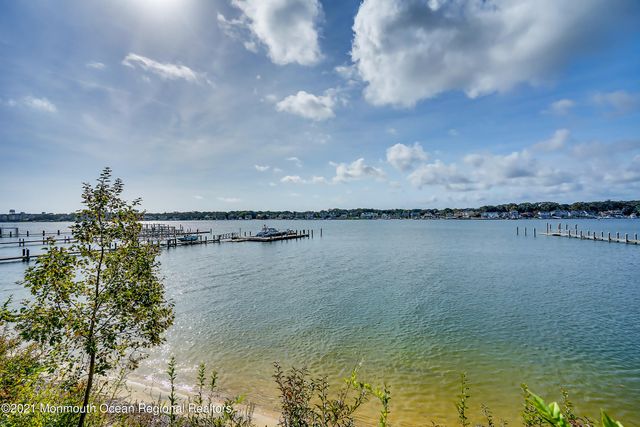 1015 Forrest Road, Brielle, NJ 08730