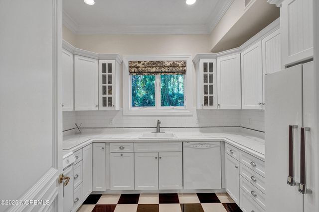 1015 Forrest Road, Brielle, NJ 08730