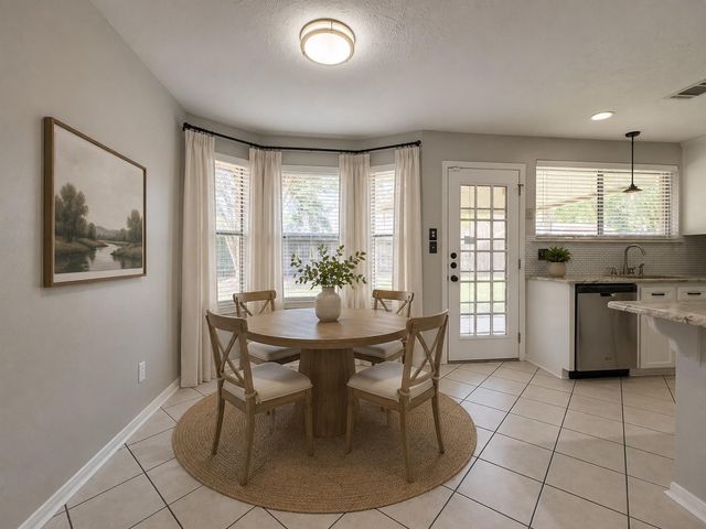 1206 Park Knoll Lane, Katy, TX 77450