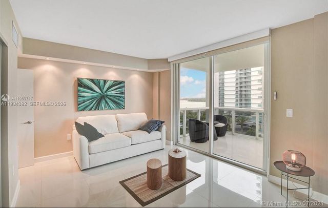 10275 Collins Ave 806, Bal Harbour, FL 33154