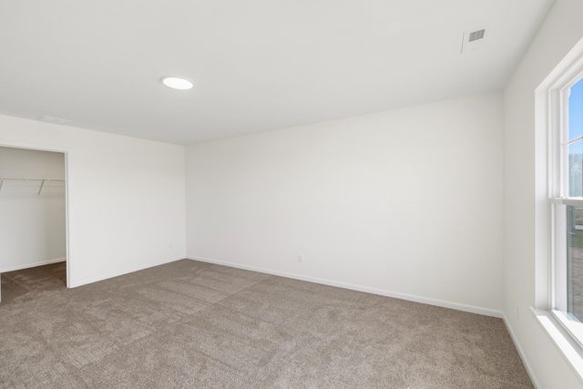 3851 Angel Oak Avenue, Valparaiso, IN 46385