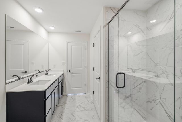 3851 Angel Oak Avenue, Valparaiso, IN 46385