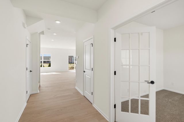 3851 Angel Oak Avenue, Valparaiso, IN 46385