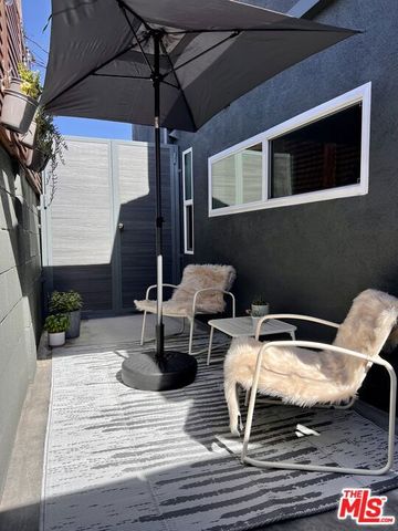 7807 Breen Avenue, Los Angeles, CA 90045