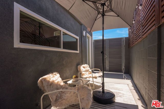 7807 Breen Avenue, Los Angeles, CA 90045