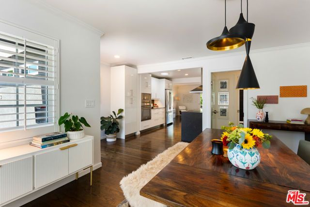 7807 Breen Avenue, Los Angeles, CA 90045