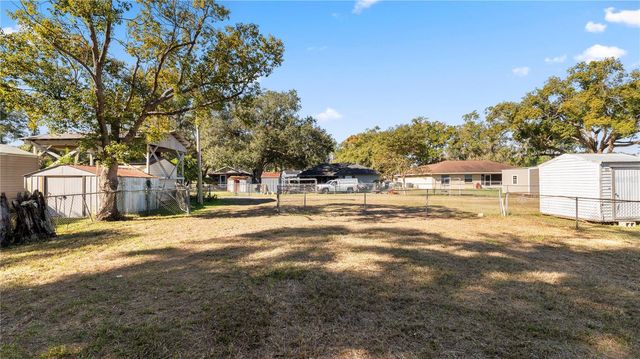 1903 N LIME STREET, Plant City, FL 33563