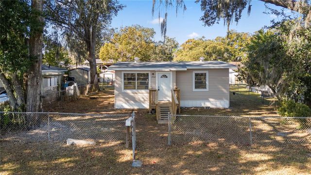 1903 N LIME STREET, Plant City, FL 33563