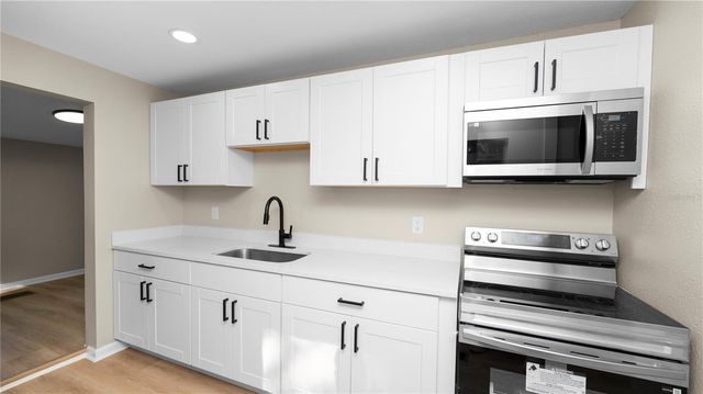 1903 N LIME STREET, Plant City, FL 33563