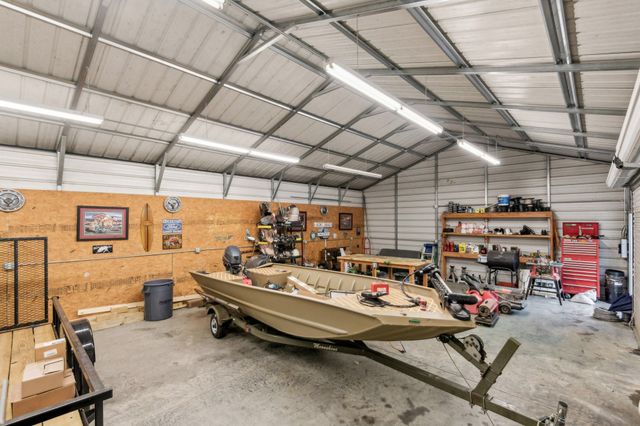 4455 Tarsus Rd, Palmyra, TN 37142