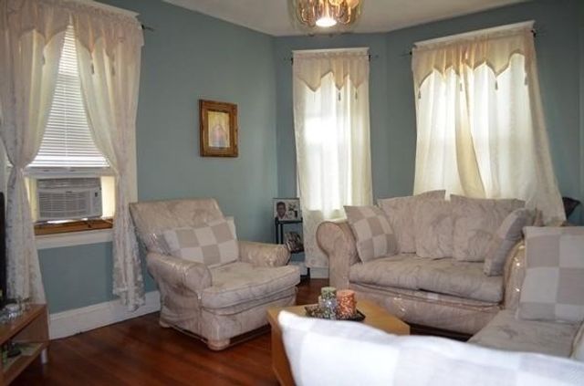 19 Montfern Avenue 3, Boston, MA 02135