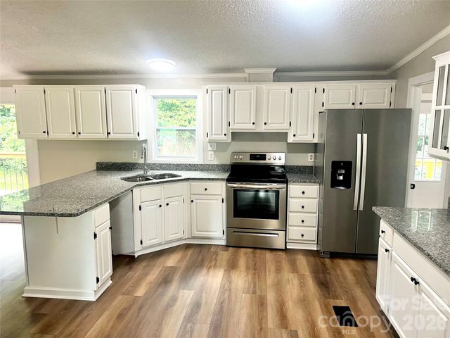 10380 Turnplow Drive 8, Davidson, NC 28036
