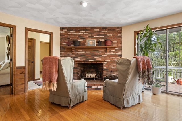 93 Birch Hill Rd, Stow, MA 01775