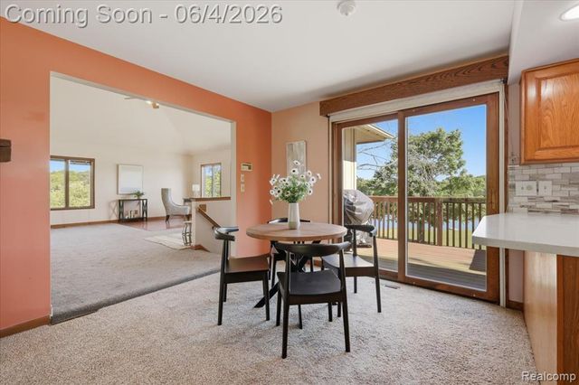 725 Deerpath Court, Ortonville, MI 48462
