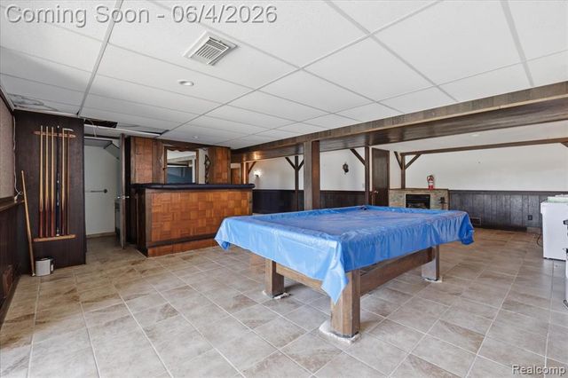 725 Deerpath Court, Ortonville, MI 48462