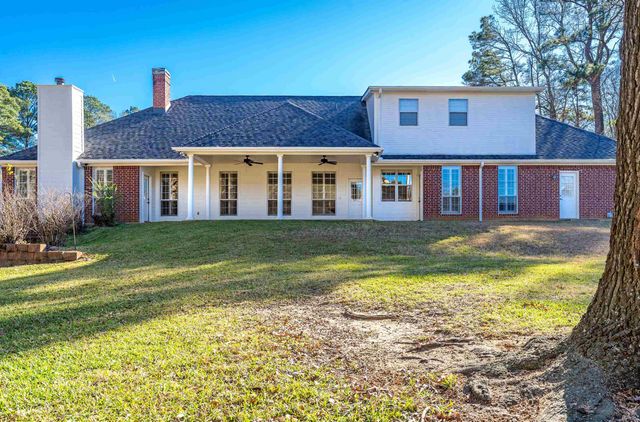 805 Brook Hollow, White Oak, TX 75693