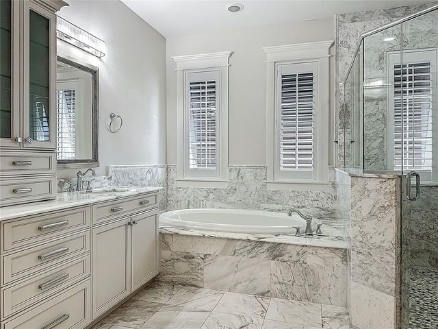 529 77TH STREET, Holmes Beach, FL 34217