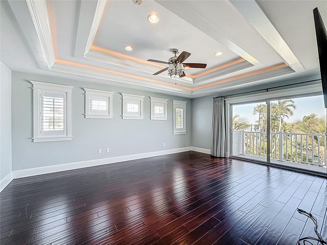 529 77TH STREET, Holmes Beach, FL 34217