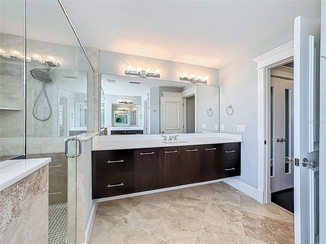 529 77TH STREET, Holmes Beach, FL 34217