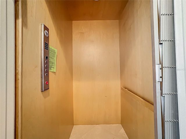 529 77TH STREET, Holmes Beach, FL 34217