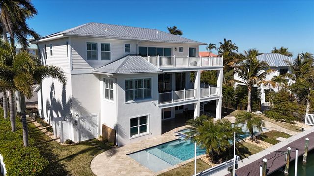 529 77TH STREET, Holmes Beach, FL 34217
