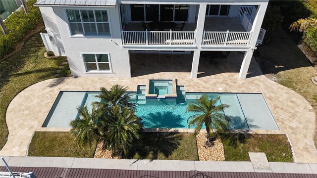 529 77TH STREET, Holmes Beach, FL 34217