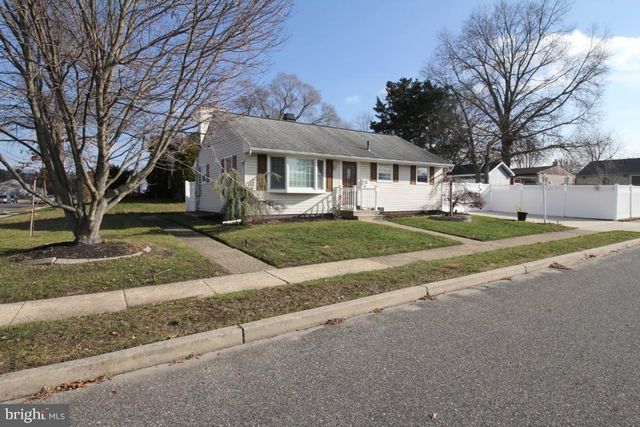 300 CRESSMONT AVE, Blackwood, NJ 08012