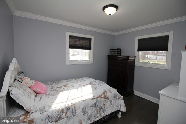 300 CRESSMONT AVE, Blackwood, NJ 08012