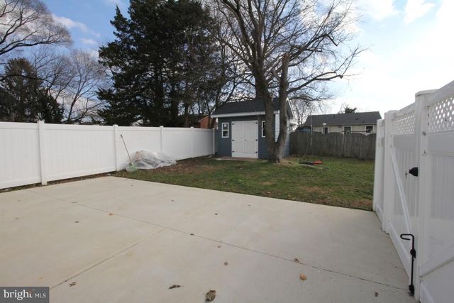 300 CRESSMONT AVE, Blackwood, NJ 08012