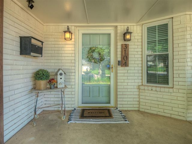 3104 N Briarwood Avenue, Bethany, OK 73008