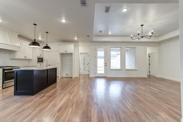 6902 55th Street, Lubbock, TX 79407