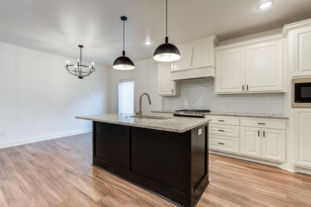 6902 55th Street, Lubbock, TX 79407