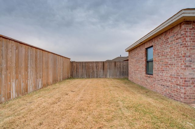 6902 55th Street, Lubbock, TX 79407