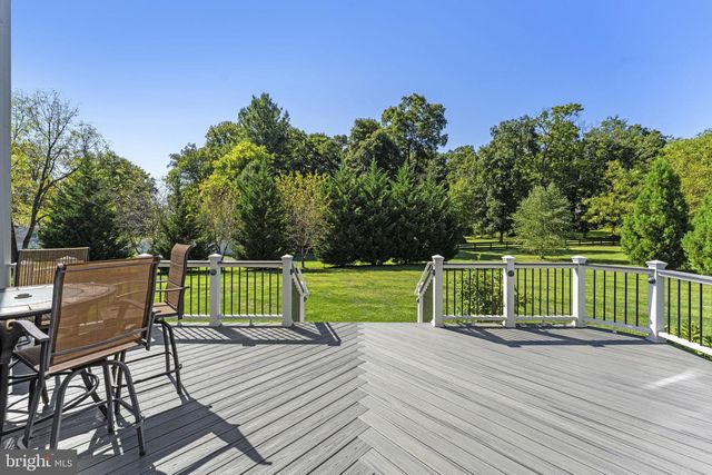 17351 HARMONY VISTA DR, Hamilton, VA 20158