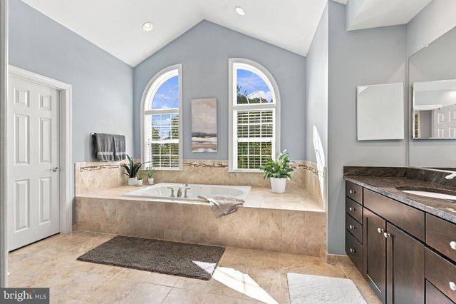 17351 HARMONY VISTA DR, Hamilton, VA 20158