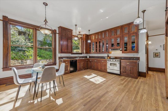 405 S Pine St, Nevada City, CA 95959