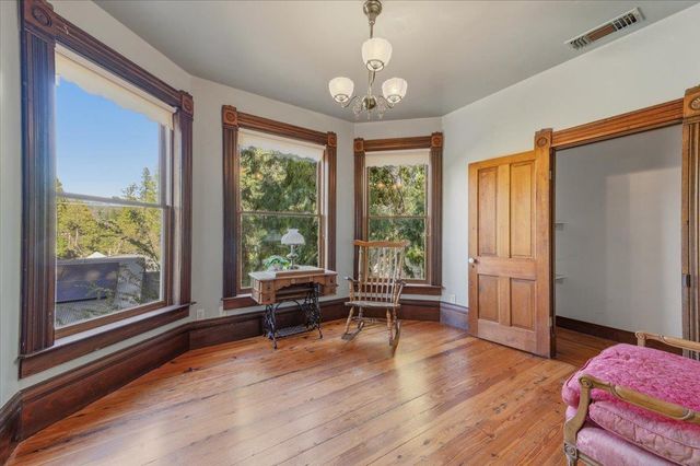 405 S Pine St, Nevada City, CA 95959