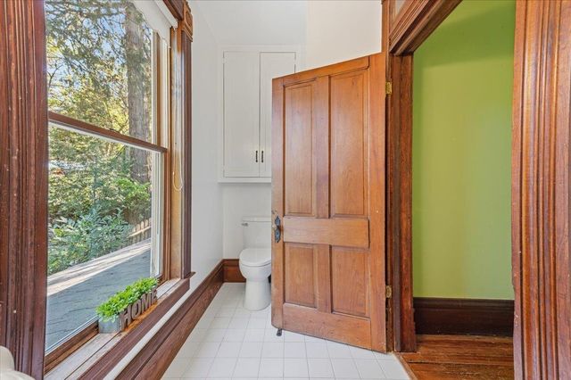 405 S Pine St, Nevada City, CA 95959