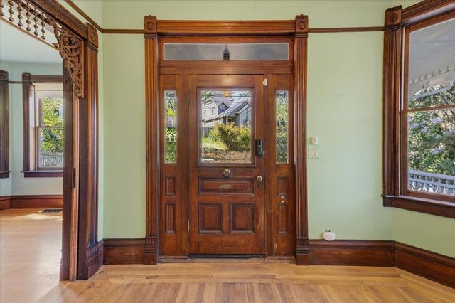 405 S Pine St, Nevada City, CA 95959