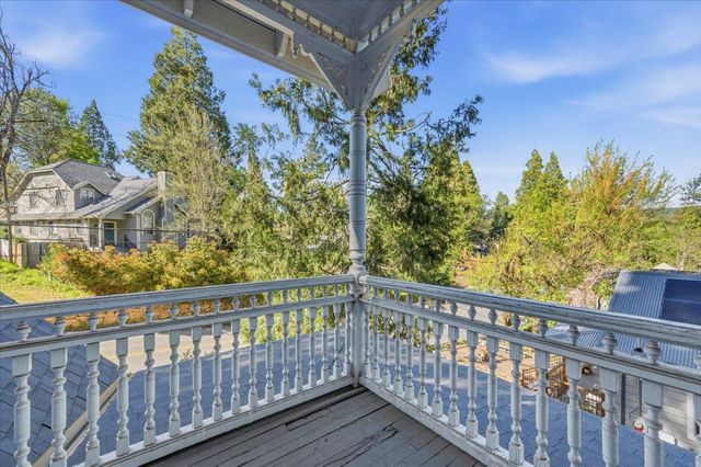 405 S Pine St, Nevada City, CA 95959