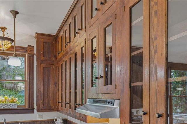 405 S Pine St, Nevada City, CA 95959