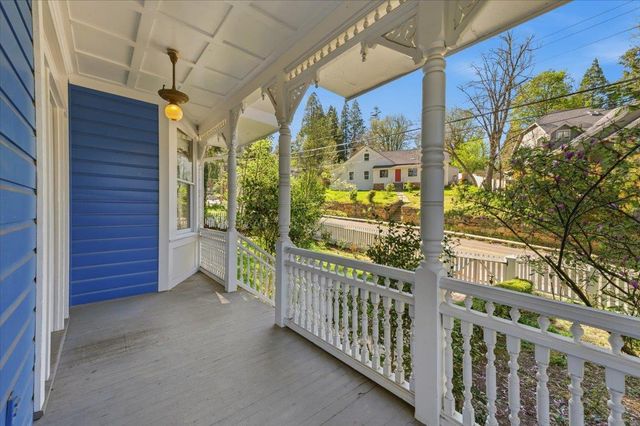405 S Pine St, Nevada City, CA 95959