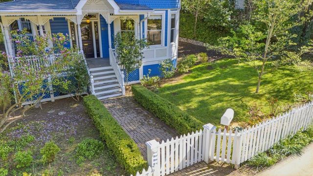 405 S Pine St, Nevada City, CA 95959