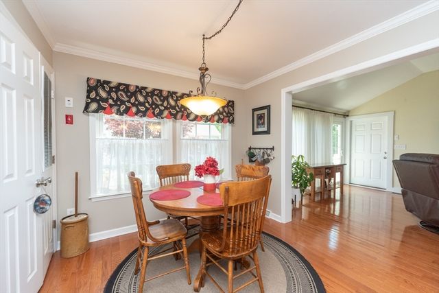 43 Fieldstone Circle, Bridgewater, MA 02324
