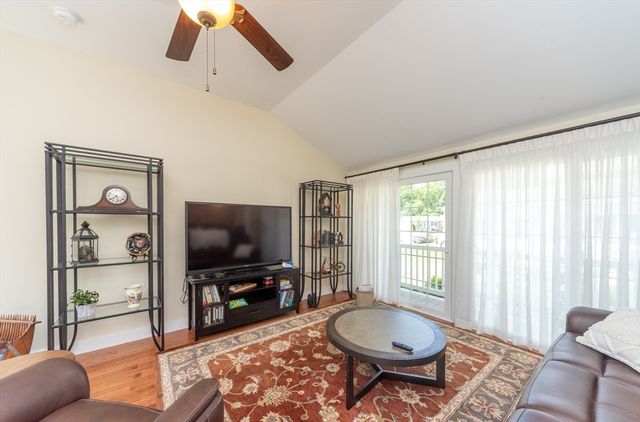 43 Fieldstone Circle, Bridgewater, MA 02324