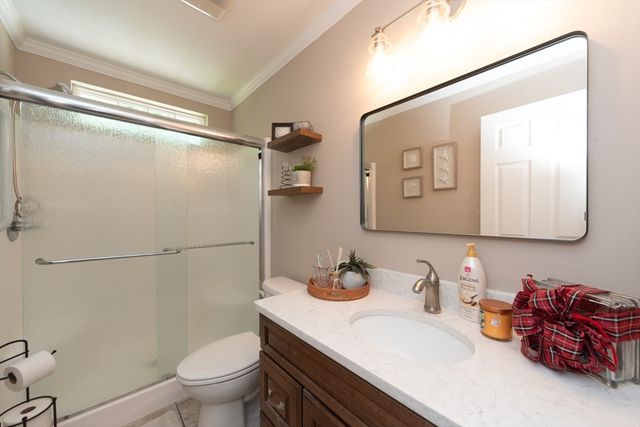 43 Fieldstone Circle, Bridgewater, MA 02324