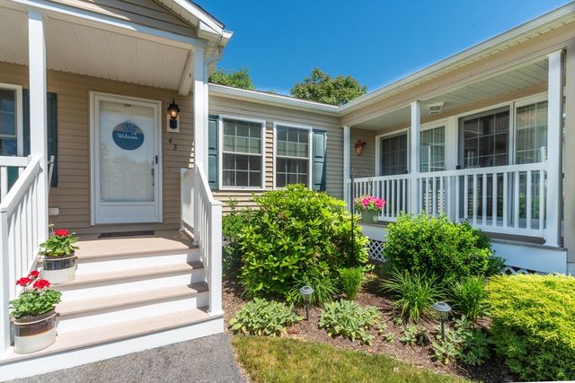 43 Fieldstone Circle, Bridgewater, MA 02324