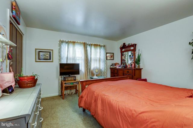2-10 MEADOW VIEW DR, Leola, PA 17540