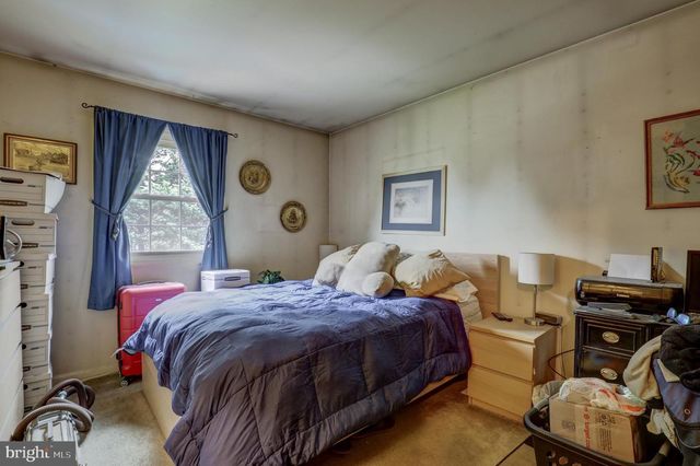 2-10 MEADOW VIEW DR, Leola, PA 17540